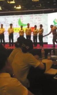 经典打屁股视频,回忆童年，笑中带泪的瞬间
